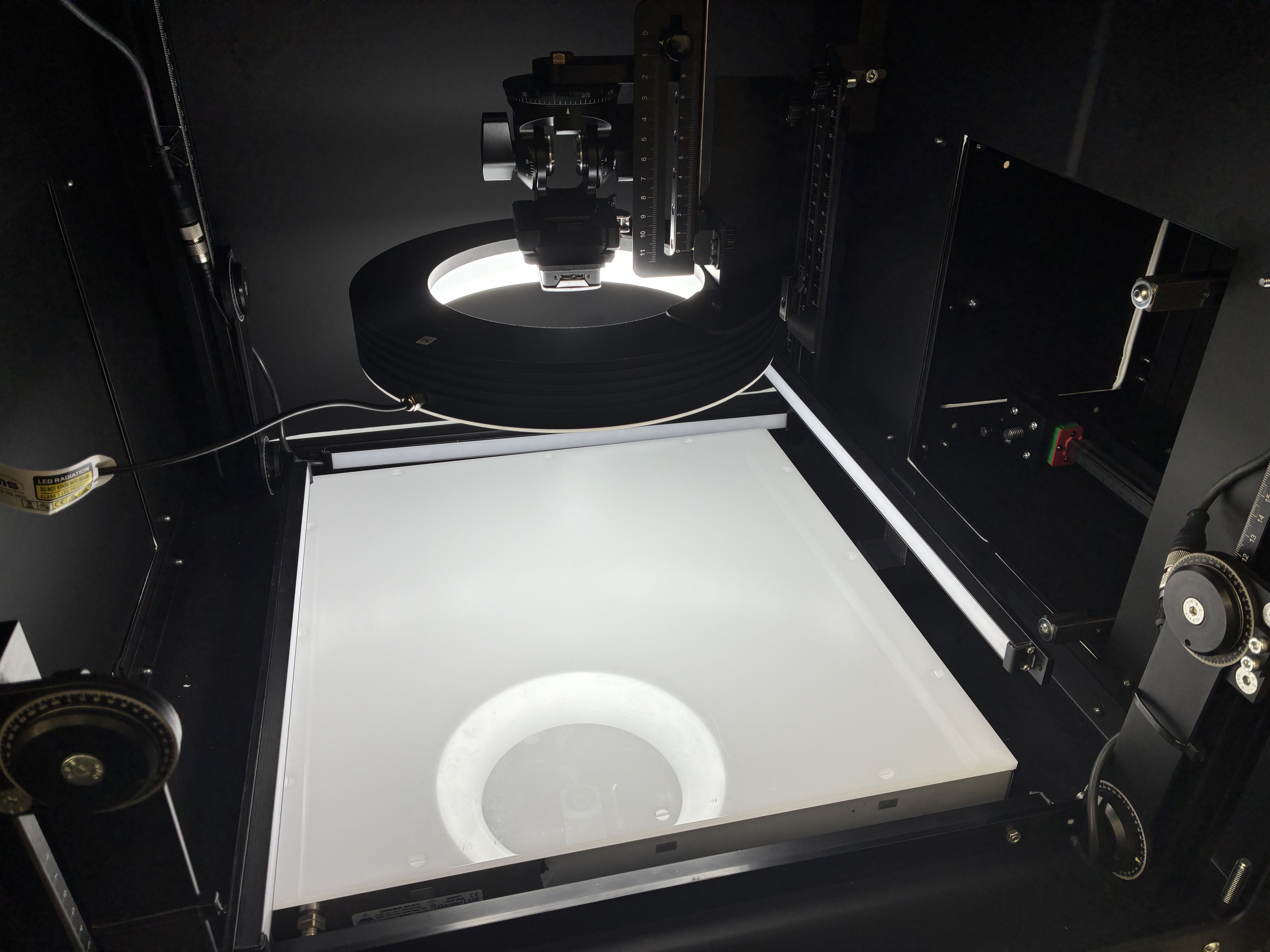 Backlight e interno del box demo di visione